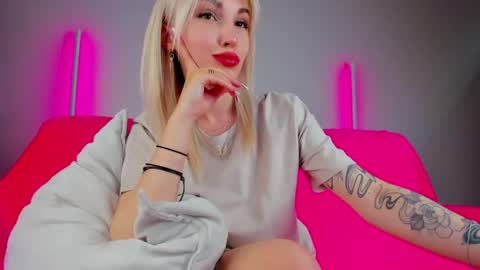 Snapshot of alicemonro chatting on May 2026 02:51:02 AM alicemonro online show from May 2026 02:51:02 AM
