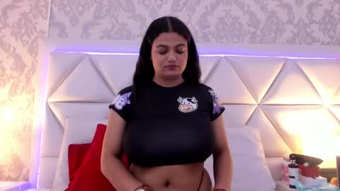 Snapshot of alicemorelli_ chatting on April 2026 04:01:01 AM Alice Morelli online show from April 2026 04:01:01 AM