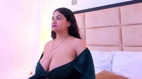 Snapshot of alicemorelli_ chatting on May 2026 01:45:02 AM Alice Morelli online show from May 2026 01:45:02 AM