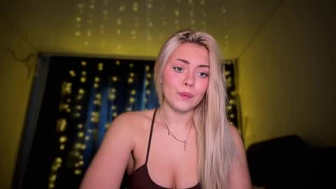 aliceoceaneyes online show from November 2025 12:27:01 PM