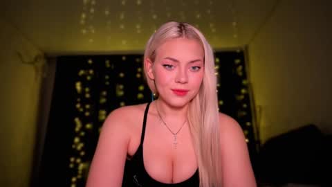 aliceoceaneyes online show from November 2025 12:27:01 PM