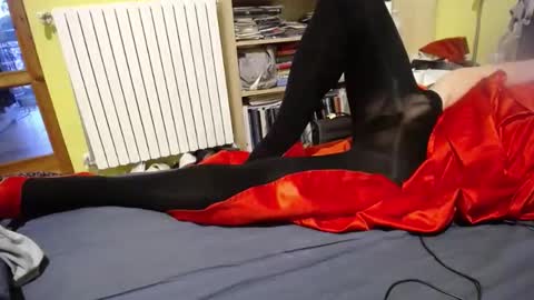 Snapshot of alicesissylove1 chatting on March 2025 05:07:02 PM alicesissylove1 online show from March 2025 05:07:02 PM