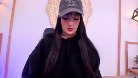 Alice online show from September 2025 02:33:01 AM