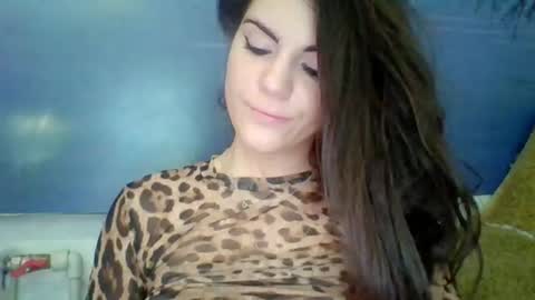 Snapshot of alicetailorrr chatting on June 2026 02:53:01 AM AliceTailorrr online show from June 2026 02:53:01 AM