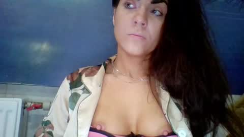 Snapshot of alicetailorrr chatting on July 2026 05:47:02 AM AliceTailorrr online show from July 2026 05:47:02 AM