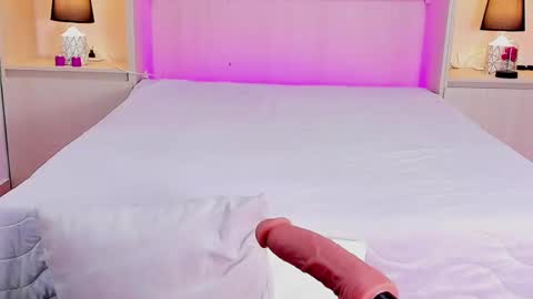 Snapshot of alicethunder_ chatting on February 2025 04:17:02 AM A L I C E  T H U N D E R online show from February 2025 04:17:02 AM