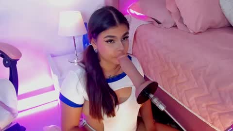 Snapshot of alicethunder_ chatting on October 2025 04:41:02 AM A L I C E  T H U N D E R online show from October 2025 04:41:02 AM