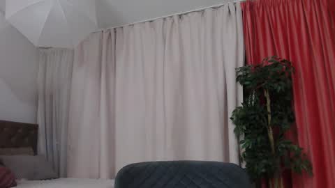 Snapshot of alicewiss chatting on March 2026 05:44:02 AM alicewiss online show from March 2026 05:44:02 AM