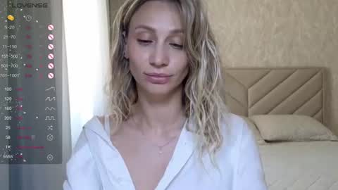 Snapshot of alicewonders_ chatting on June 2026 09:47:02 AM Alice online show from June 2026 09:47:02 AM