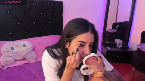 Snapshot of alicewoodville chatting on January 2025 05:52:02 PM Alice online show from January 2025 05:52:02 PM