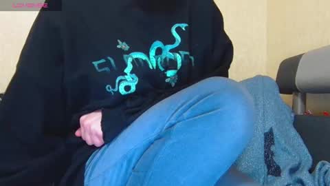 AliceWoolfy online show from January 2026 10:01:01 PM