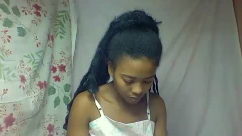 alicia9794 online show from May 2026 08:06:01 PM