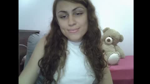 Snapshot of alicia_axiom chatting on April 2026 02:51:01 PM alicia_axiom online show from April 2026 02:51:01 PM