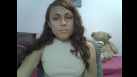 Snapshot of alicia_axiom chatting on April 2026 05:29:01 PM alicia_axiom online show from April 2026 05:29:01 PM