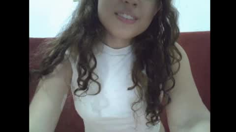 Snapshot of alicia_axiom chatting on April 2026 10:58:02 PM alicia_axiom online show from April 2026 10:58:02 PM