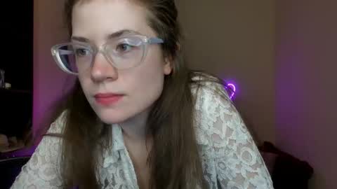 Alicia online show from February 2025 04:53:01 PM