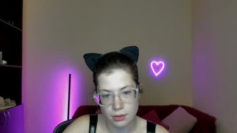 Alicia online show from March 2025 12:32:02 PM
