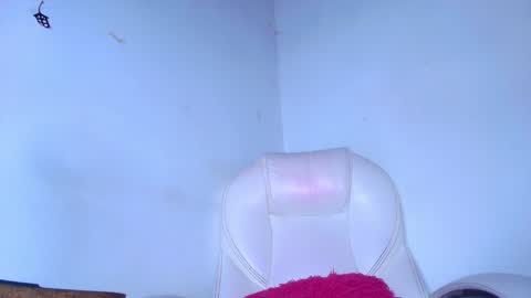 Snapshot of alicia_kyse chatting on January 2025 03:09:01 AM Alicia Kyse online show from January 2025 03:09:01 AM