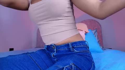 Snapshot of alicia_kyse chatting on May 2026 03:04:02 AM Alicia Kyse online show from May 2026 03:04:02 AM