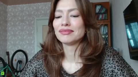 Snapshot of alicia_savory chatting on March 2026 07:02:01 AM Alicia online show from March 2026 07:02:01 AM