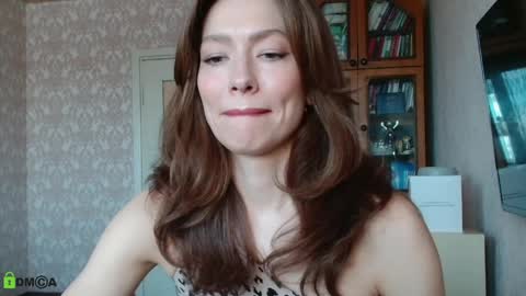 Snapshot of alicia_savory chatting on March 2026 05:13:01 AM Alicia online show from March 2026 05:13:01 AM