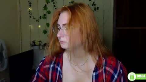 Snapshot of alicia_side_red chatting on September 2025 05:34:01 PM Alicia online show from September 2025 05:34:01 PM