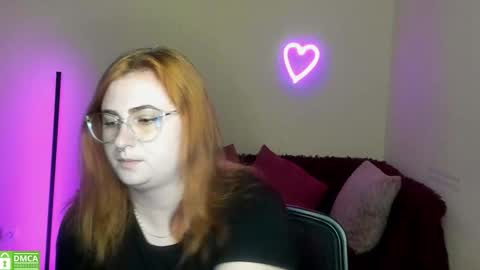 Snapshot of alicia_side_red chatting on September 2025 11:22:02 AM Alicia online show from September 2025 11:22:02 AM