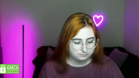 Snapshot of alicia_side_red chatting on October 2025 11:22:01 AM Alicia online show from October 2025 11:22:01 AM