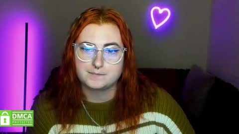 Snapshot of alicia_side_red chatting on November 2025 01:02:02 PM Alicia online show from November 2025 01:02:02 PM