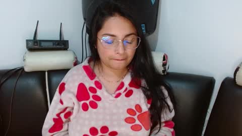 Snapshot of alicia_va chatting on December 2024 04:39:01 AM Alice online show from December 2024 04:39:01 AM