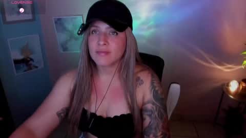 Jennyfer online show from May 2026 08:17:01 PM