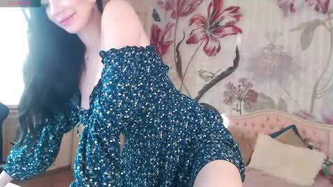 Veronica online show from September 2025 01:04:01 PM