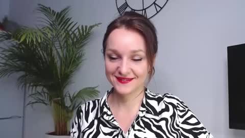 Alicia online show from January 2025 07:55:02 AM