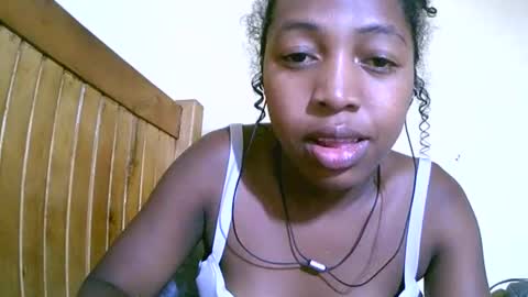 alicianah online show from December 2025 07:32:01 PM