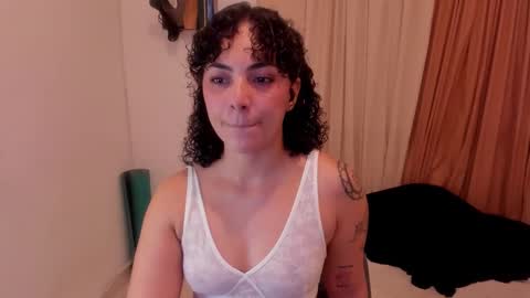 Snapshot of aliciapalmer19 chatting on January 2025 12:16:01 AM Alis 3 independent model 3 online show from January 2025 12:16:01 AM