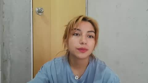 Snapshot of alicie_oconoor chatting on March 2026 10:04:02 PM Karla Oconoor online show from March 2026 10:04:02 PM