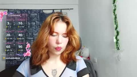 aliciia_23 online show from February 2026 11:52:01 PM