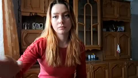 Snapshot of alidacordle chatting on April 2026 10:03:01 AM Scarlett online show from April 2026 10:03:01 AM