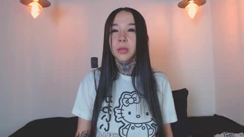 Snapshot of alien_eyes09 chatting on April 2026 02:09:02 AM online show from April 2026 02:09:02 AM