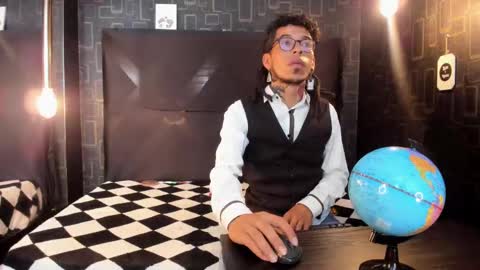 Snapshot of alien_high chatting on October 2025 03:10:02 PM AlienHigh FlashNigga online show from October 2025 03:10:02 PM