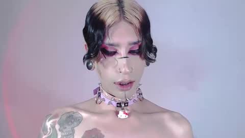 Snapshot of alienexxx chatting on December 2024 04:36:02 AM     online show from December 2024 04:36:02 AM