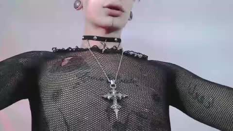 Snapshot of alienexxx chatting on March 2025 03:43:02 AM     online show from March 2025 03:43:02 AM