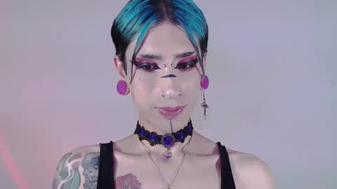 Snapshot of alienexxx chatting on March 2025 04:10:01 AM     online show from March 2025 04:10:01 AM