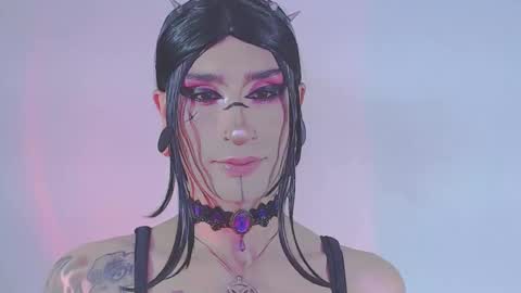 Snapshot of alienexxx chatting on March 2026 12:50:02 AM online show from March 2026 12:50:02 AM