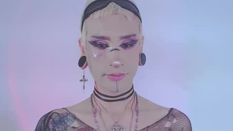 Snapshot of alienexxx chatting on March 2026 11:41:02 PM online show from March 2026 11:41:02 PM