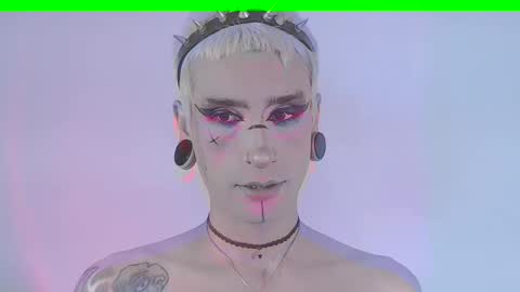 Snapshot of alienexxx chatting on March 2026 11:09:02 PM online show from March 2026 11:09:02 PM