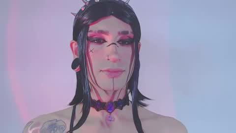 Snapshot of alienexxx chatting on April 2026 12:39:01 AM online show from April 2026 12:39:01 AM