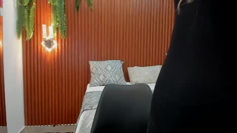 Snapshot of aliice_greco chatting on May 2026 01:53:01 PM Alice online show from May 2026 01:53:01 PM