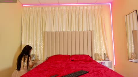 Snapshot of aliison_smith chatting on January 2025 01:34:02 AM Alisson online show from January 2025 01:34:02 AM