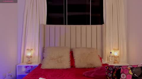 Snapshot of aliison_smith chatting on March 2026 02:23:01 AM Alisson online show from March 2026 02:23:01 AM